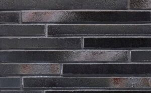 Фасадная клинкерная плитка (ригель) Stroeher Riegel-50 456 schwarz-blau, ригель 490x40x14 мм